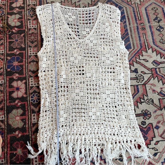 Crochet style coverup - Picture 5 of 6